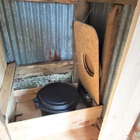 Horská chata Remote And Secluded House With Compost Toilet