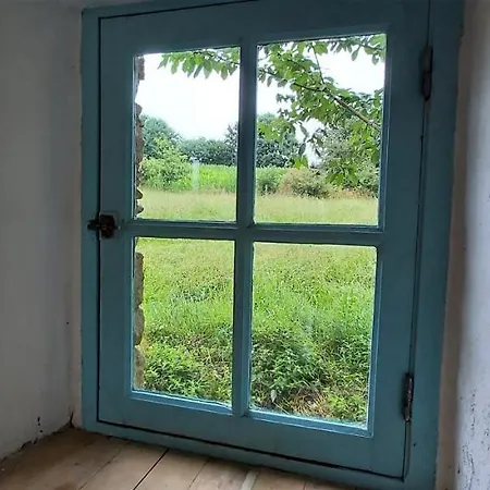 Horská chata Remote And Secluded House With Compost Toilet Yvrandes