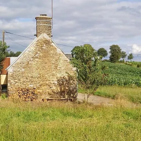 Remote And Secluded House With Compost Toilet Horská chata Yvrandes