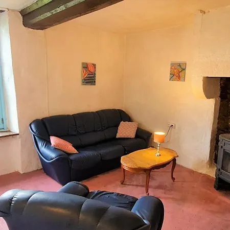 Remote And Secluded House With Compost Toilet